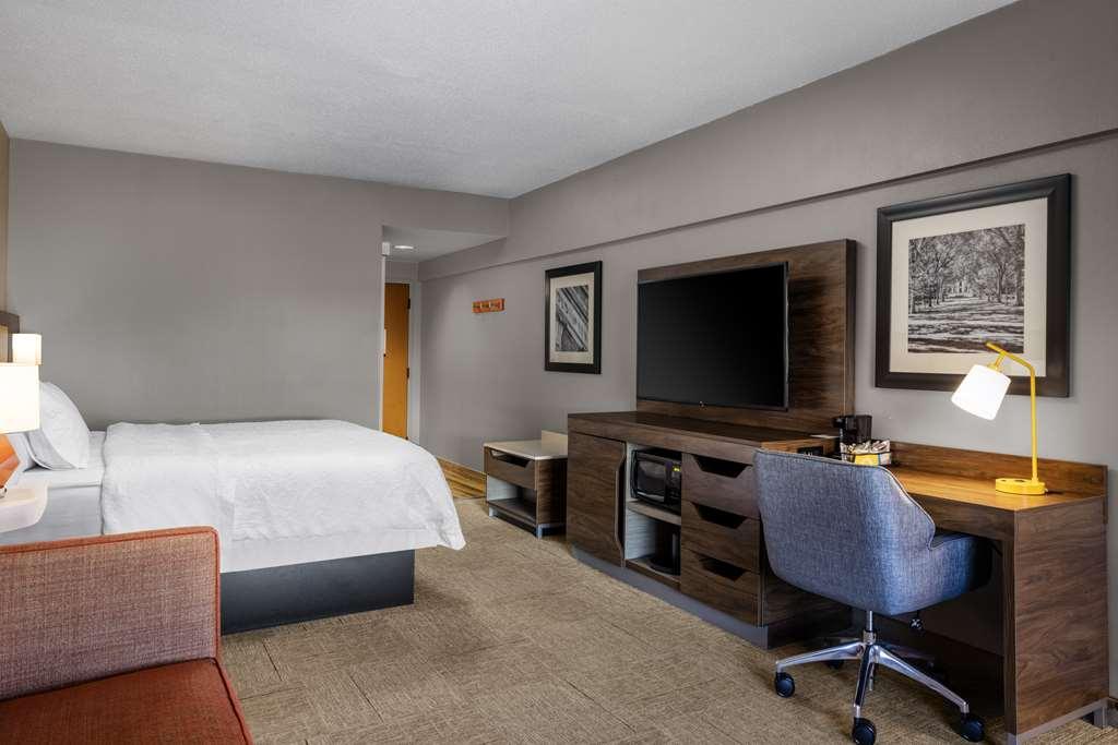 Hampton Inn & Suites State College At Williamsburg Square Zimmer foto